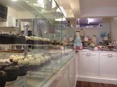 Simplement D Liche Cupcakes