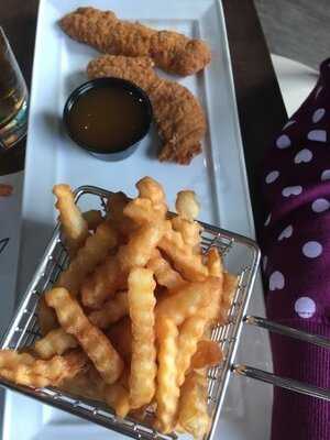 Fox Den Lounge At The Miskanaw Golf Club