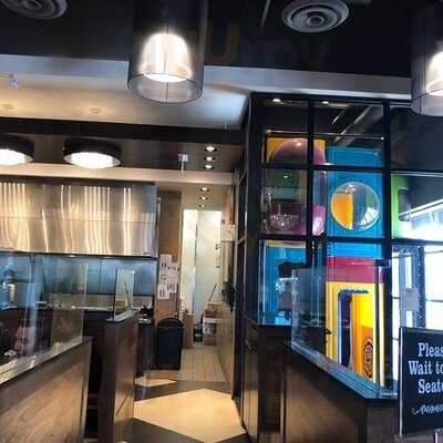 Paramount Fine Foods