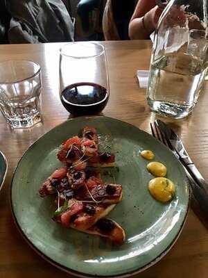 The Clarendon Tavern