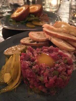 The Clarendon Tavern