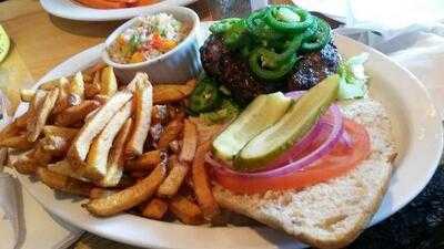 Breakwall Bbq & Smokehouse