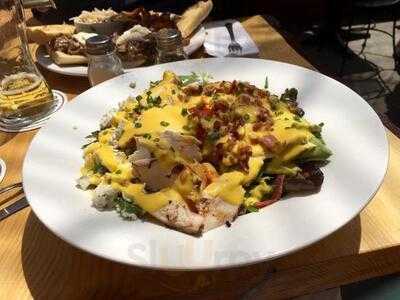 Breakwall Bbq & Smokehouse