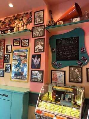 Rc's Boardwalk Fries & Ice Cream