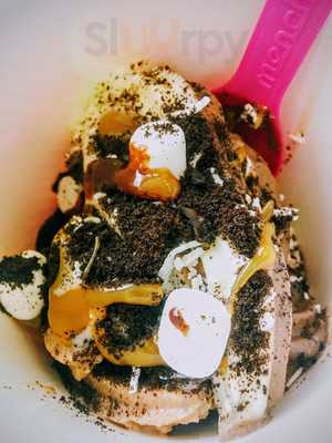 Menchie's Frozen Yogurt