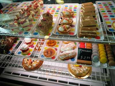 Arno’s Fine French Pastry Inc.