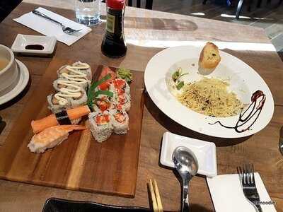 Luscious 5 Kitchen + Bar