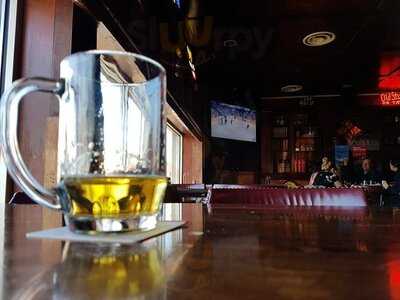 Fox & Hounds Pub & Brewery