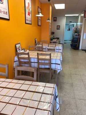 U-noodles Restaurant