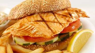 Joey's Seafood Restaurants Pembina