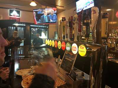 Walt's Bistro Bar & Grill