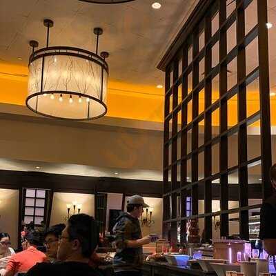 Kitchen Buffet And Bistro