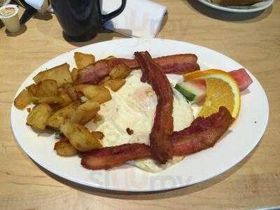 Terry's Restaurant & Bar