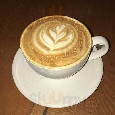 Istanbul Cafe & Espresso Bar