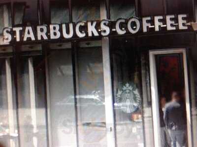 Starbucks - #300 Front St W