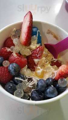 Menchies Frozen Yogurt