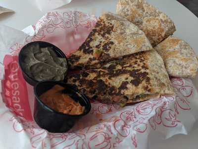 Quesada Burritos & Tacos