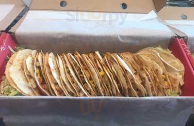 Quesada Burritos & Tacos