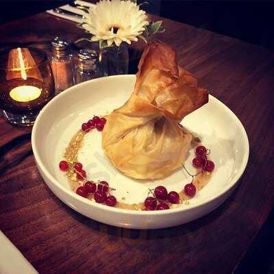 Romy's Restaurant & Lounge