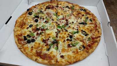 Coast To Coast Gondola Pizza