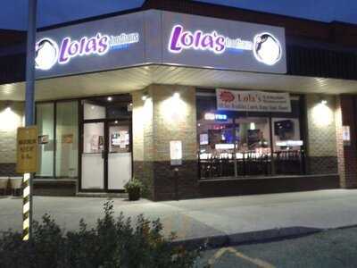 Lola's