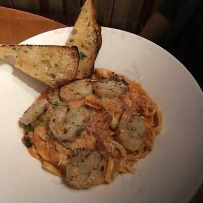 Trios Bistro Toronto