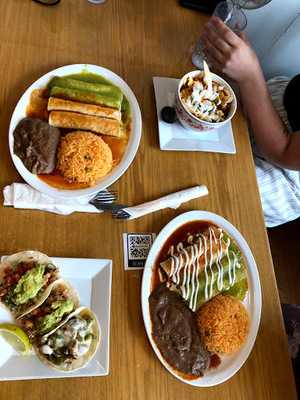 Quesada Burritos & Tacos