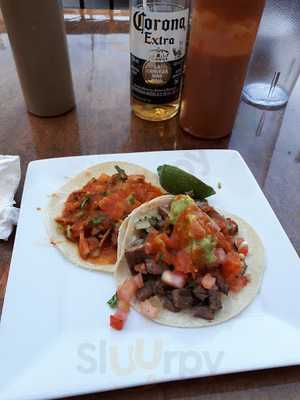 Quesada Burritos & Tacos