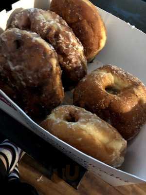 Stiemar Bread Windsor Co Ltd