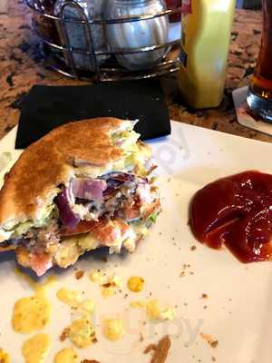 Chicago Joe's Pizza & Pub