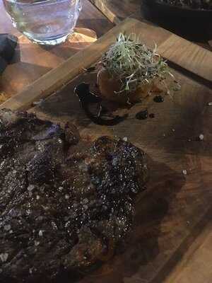 Vos Restaurante Argentino