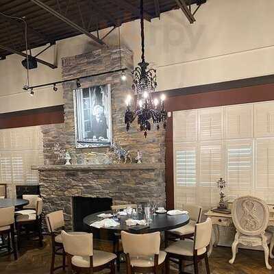 Chop & Wop Ristorante Inc