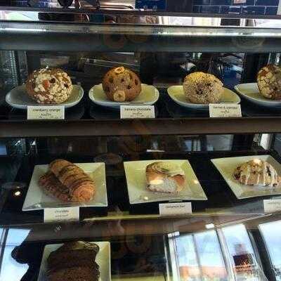 Waves Coffee House - West 85th