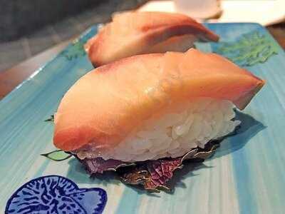 Fuzion Sushi And Deli Bar