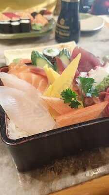 Sushi Inn