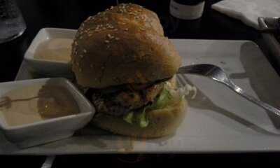 W Burger Bar