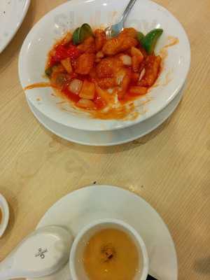 Golden Shanghai Restaurant