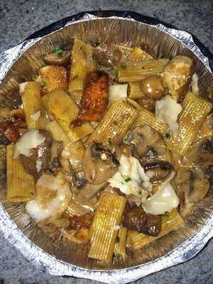 Moxies Grillades Bar