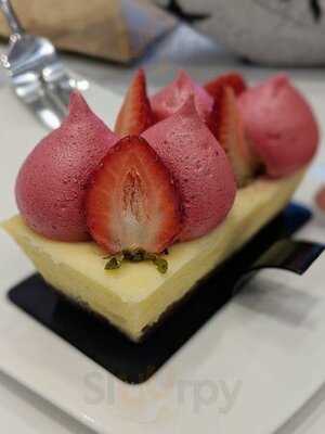 Mon Paris Patisserie Inc