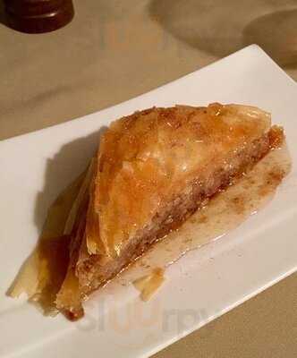 The Arch Steakhouse And Tavern