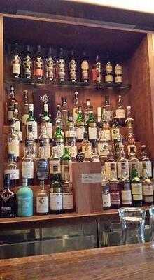 Allen's Restaurant On Danforth