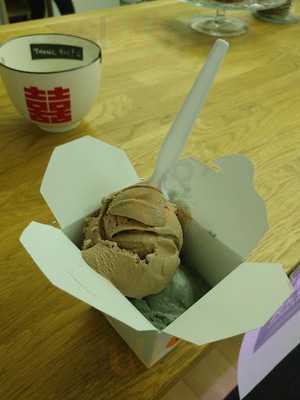 Wong's Ice Cream & Store