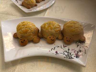 Neptune Wonton Noodle