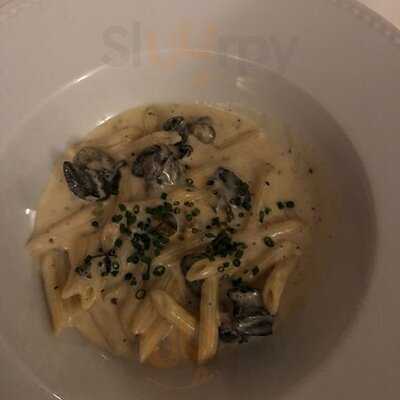 L'expresso Restaurant