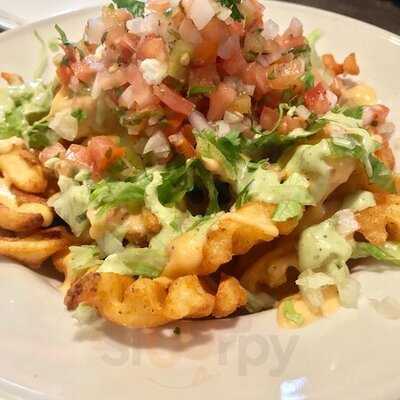 Riri's Kitchen And Bar