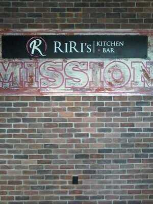 Riri's Kitchen And Bar