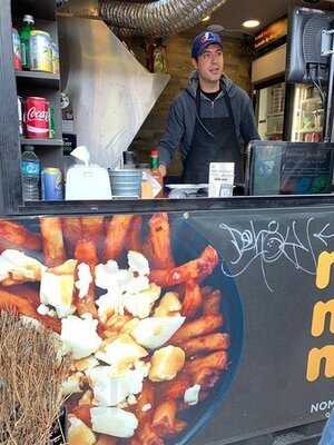 Nom Nom Nom Poutine & Crepes