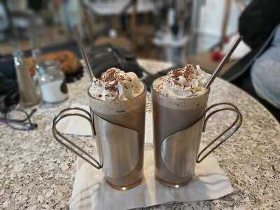 Olde Town Library Cafe