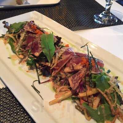 Kodimoto Bar A Sushi & Resto