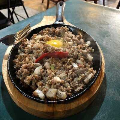 Tambayan At Kainang Filipino Restaurant